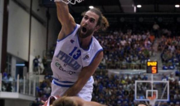 datome-al-fenerbahce-niente-dinamo-gani-lawal-a-milano