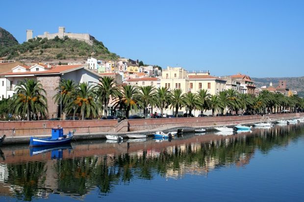 enel-nuova-luce-per-castello-e-porto-di-bosa