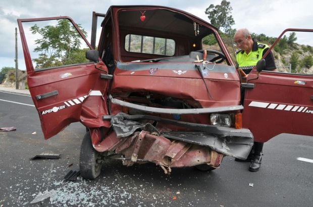 Auto contro motocarro in via Is Maglias: un ferito grave auto-contro-motocarro-in-via-is-maglias-un-ferito-grave