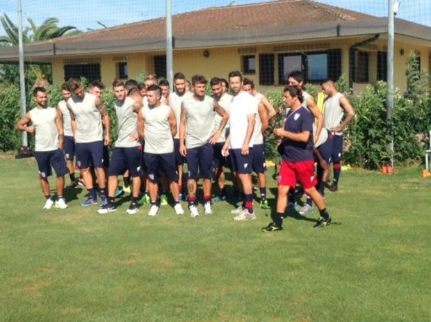 Terza amichevole del Cagliari terza-amichevole-del-cagliari-6-0-al-lanusei