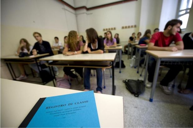 assunzioni-scuola-rischio-emigrazione-per-migliaia-di-docenti-sardi