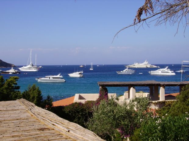 in-vacanza-in-costa-smeralda-arrestato-nigeriano-ricercato