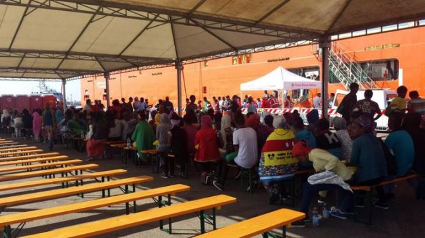 immigrazione-130-eritrei-lasciano-l-and-rsquo-isola