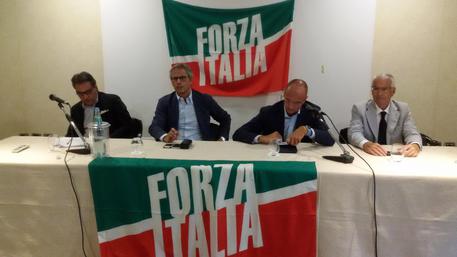 berlusconi-gela-cappellacci-in-bilico-le-primarie-del-centrodestra-a-cagliari