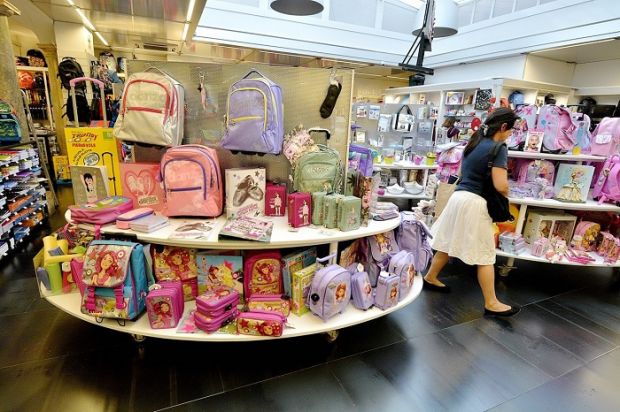 caro-libri-e-corredo-allarme-codacons-rincaro-da-mille-e-100-euro-a-studente