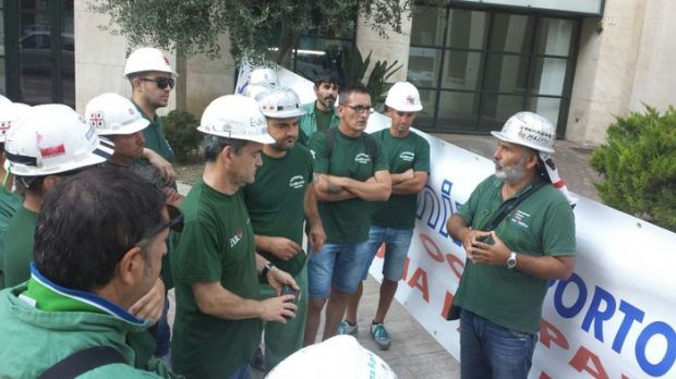 eurallumina-riesplode-la-protesta-sit-in-a-cagliari