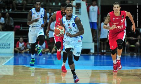 Vince Reggio Emilia vince-reggio-emilia-dinamo-ko-per-un-punto-in-supercoppa