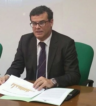 Sla sla-arru-and-ldquo-piani-finanziati-senza-tagli-and-rdquo