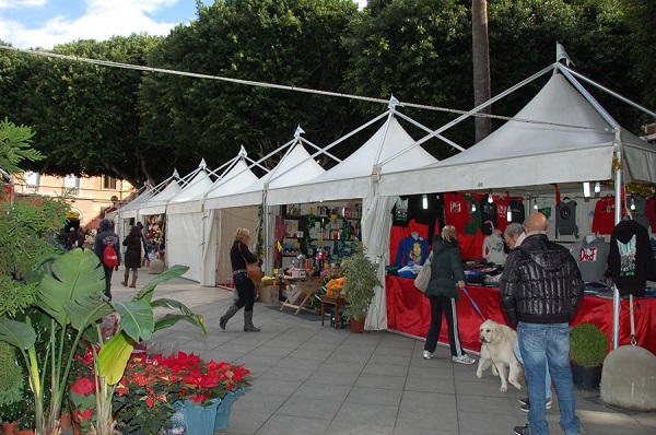 mercatino-natale-via-ad-assegnazione-spazi