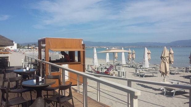 poetto-zedda-and-ldquo-i-baretti-restano-in-piedi-nessuna-comunicazione-ai-gestori-and-rdquo