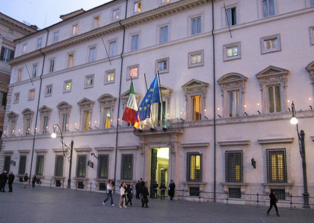 palazzo-chigi-de-vincenti-vede-zedda