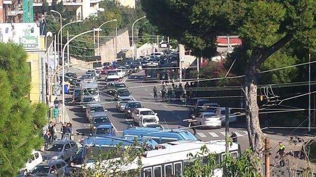 corteo-studentesco-antifascista-traffico-in-tilt-in-citt-and-agrave