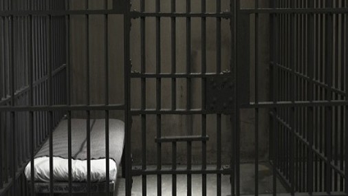 tragedia-a-uta-detenuto-in-attesa-di-giudizio-si-impicca-in-cella