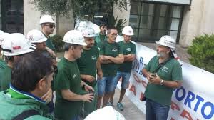 Eurallumina eurallumina-operai-in-citt-and-agrave-ottavo-sit-in-in-2-mesi