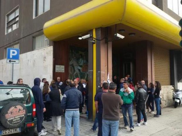 sussidi-in-ritardo-blitz-all-assessorato