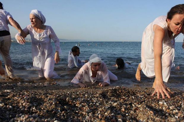 lotteria-del-sogno-il-dramma-dei-profughi-al-festival-love-sharing