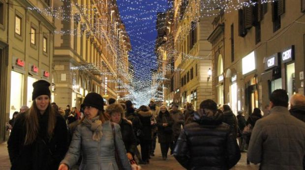 natale-da-domani-negozi-aperti-ogni-domenica