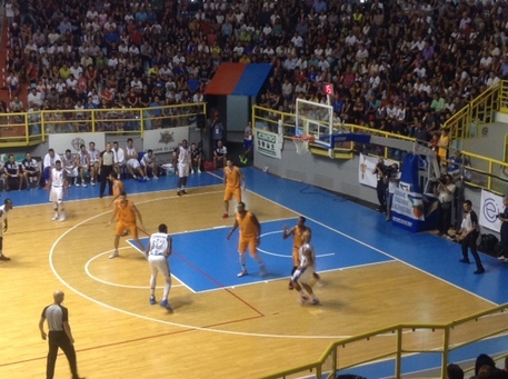 dinamo-travolge-capo-d-and-rsquo-orlando-and-egrave-seconda