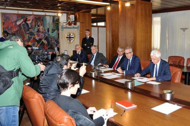 entrate-and-quot-seicento-milioni-elemosina-and-quot