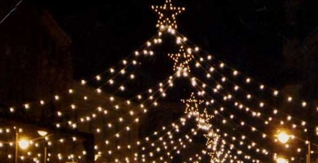 luminarie-e-shopping-per-and-ldquo-dicembre-in-centro-citt-and-agrave-and-rdquo