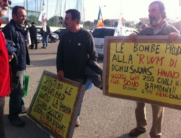 manifestazione-contro-la-fabbrica-di-bombe-a-domusnovas