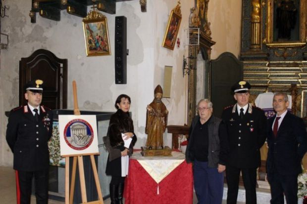 scomparsa-da-50-anni-restituita-a-don-fois-l-and-rsquo-antica-statua-di-sant-and-rsquo-agostino