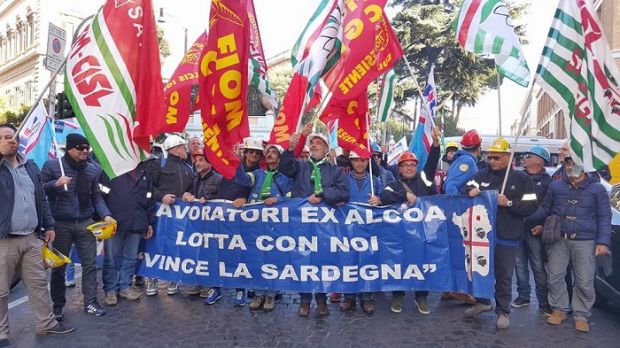 alcoa-operai-a-roma-and-ldquo-lotta-con-noi-vince-la-sardegna-and-rdquo