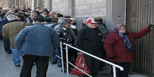 Pensilina-riparo per fila bisognosi pensilina-riparo-per-fila-bisognosi