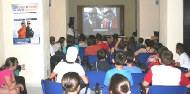 and-quot-fisco-and-scuola-and-quot-3500-studenti-a-lezione-di-legalit-and-agrave-fiscale