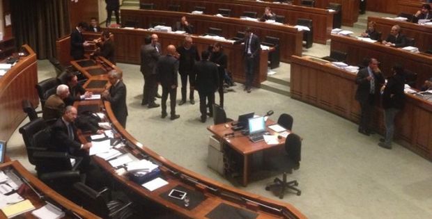 malore-per-deriu-in-aula-seduta-sospesa-15-minuti