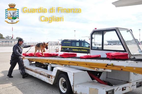 sbarca-a-elmas-con-droga-shaboo-filippino-in-manette