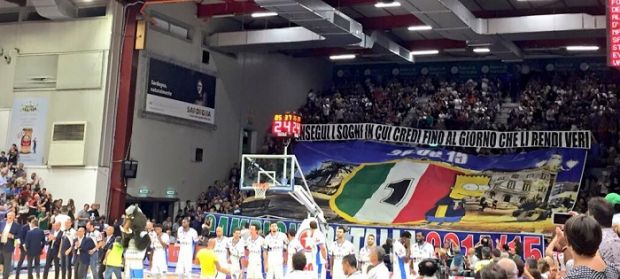 Dinamo dinamo-niente-sassari-per-tifosi-varese