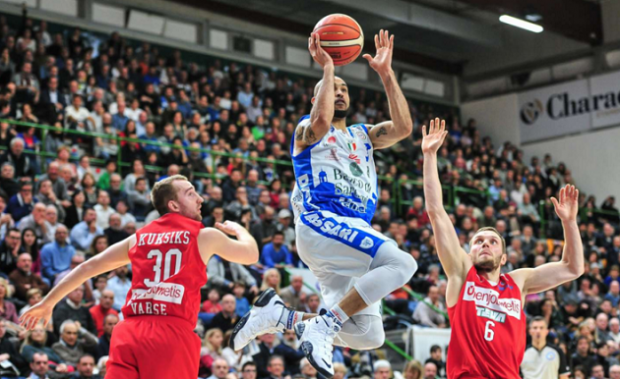 dinamo-travolge-varese-91-69