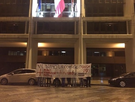 Diritto allo studio diritto-allo-studio-blitz-notturno-in-consiglio-regionale