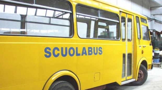 Bimbi snobbano scuolabus per protesta bimbi-snobbano-scuolabus-per-protesta