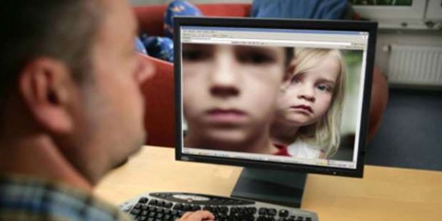 and-quot-sfida-delle-mamme-and-rdquo-polizia-avverte-and-ldquo-foto-dei-vostri-bambini-nei-siti-pedofili-and-quot