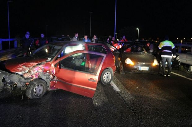 Incidente su Asse mediano incidente-su-asse-mediano-3-auto-coinvolte-e-feriti-traffico-a-rilento