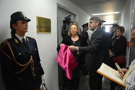 8-marzo-sala-questura-dedicata-a-emanuela-loi