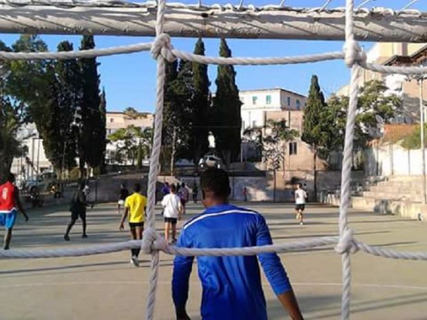 mistero-a-stampace-chiude-il-and-ldquo-campetto-dell-and-rsquo-integrazione-and-rdquo