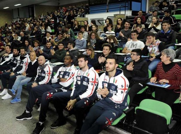 Unisistem Day unisistem-day-la-dinamo-in-cittadella-con-gli-studenti