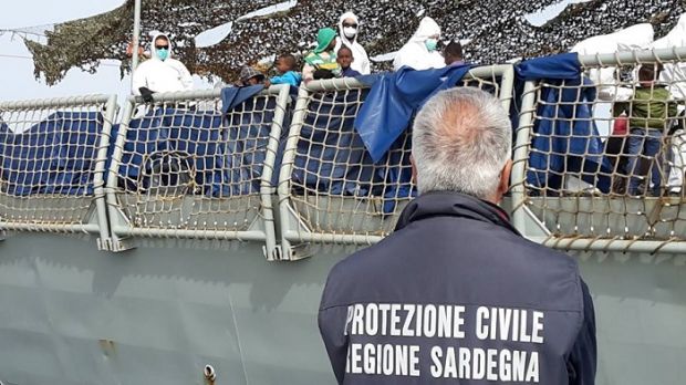 Migranti migranti-allarme-del-prefetto-and-ldquo-servono-altri-posti-and-rdquo