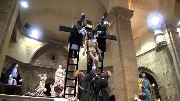 Pasqua pasqua-giornata-del-silenzio-dopo-il-rito-della-passione