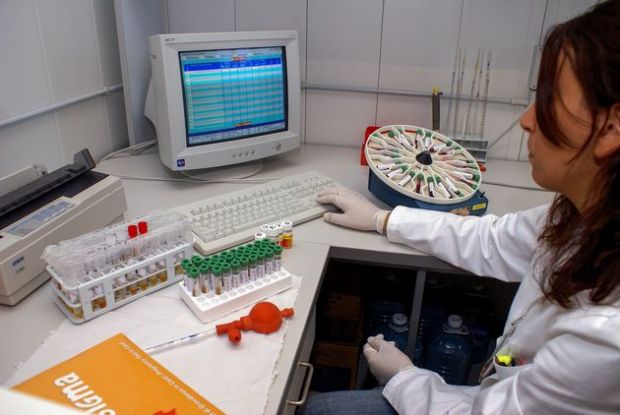 Laboratori analisi laboratori-analisi-scatta-rivoluzione
