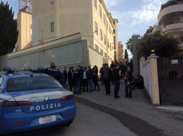 Via Bainsizza via-bainsizza-9-famiglie-occupano-stabile-ex-telecom