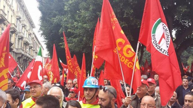 metalmeccanici-presidio-fiom-davanti-a-confindustria