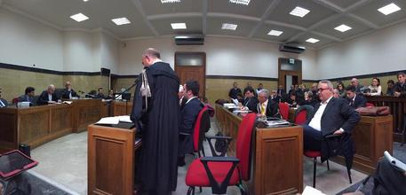 corruzione-pm-cocco-and-ldquo-l-and-rsquo-onesto-and-egrave-considerato-stupido-and-rdquo