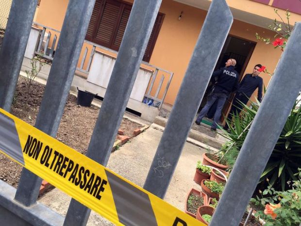 Coniugi uccisi a Settimo coniugi-uccisi-a-settimo-usato-anche-un-coltello-irreperibile-uno-dei-figli