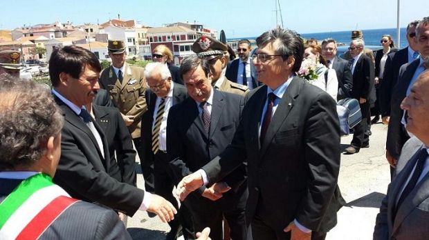 presidente-ungherese-in-visita-all-asinara