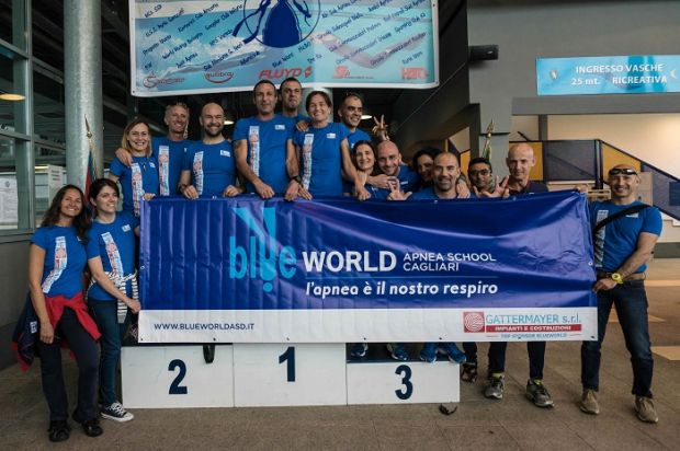 apnea-podio-a-torino-per-i-cagliaritani-di-blue-world