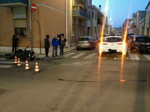 pirri-auto-contro-scooter-un-ferito-grave